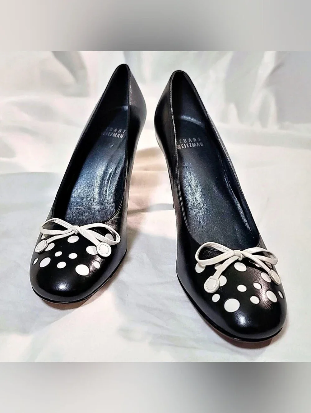 Stuart Weitzman Black Leather Polka Dot Bow Pumps Sz 7